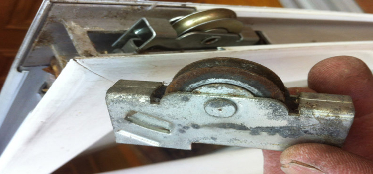screen door roller repair in Placentia